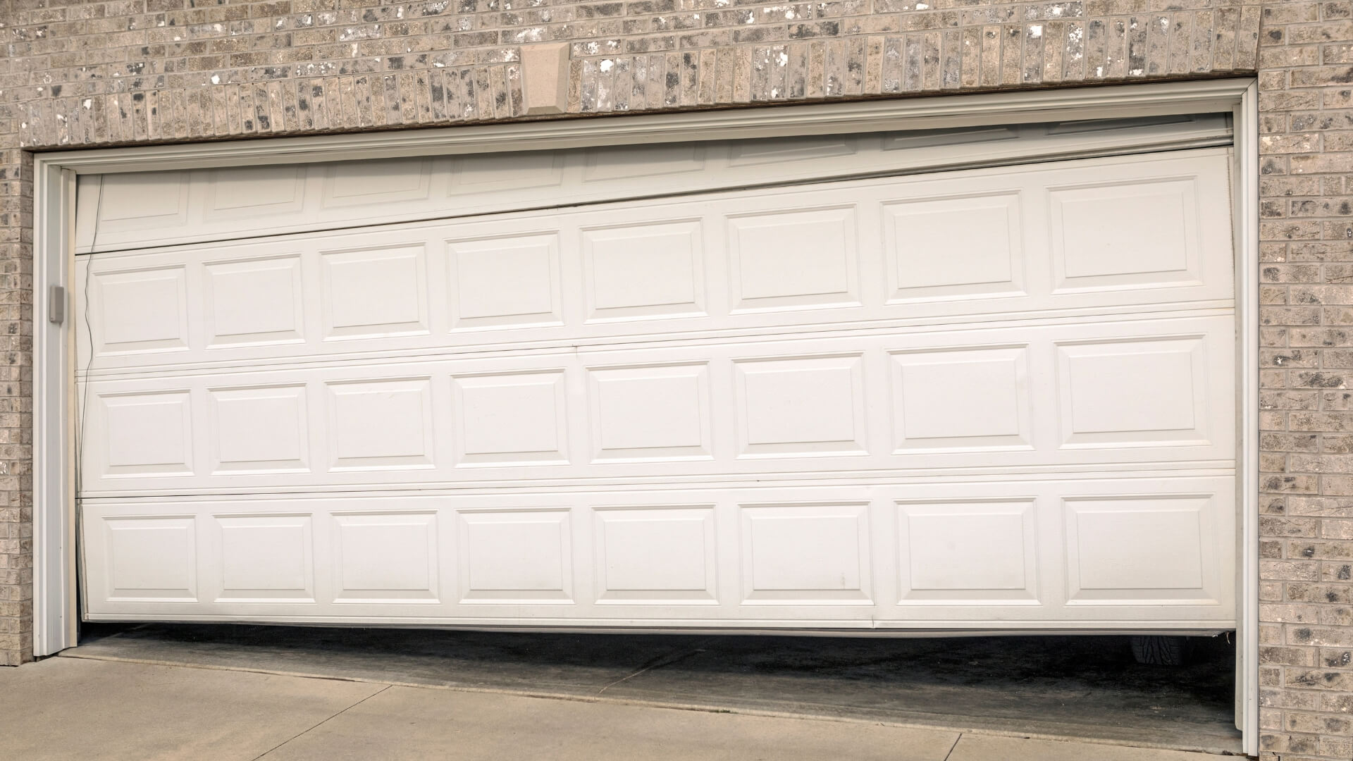 24/7-garage-door-repair-services-dallas